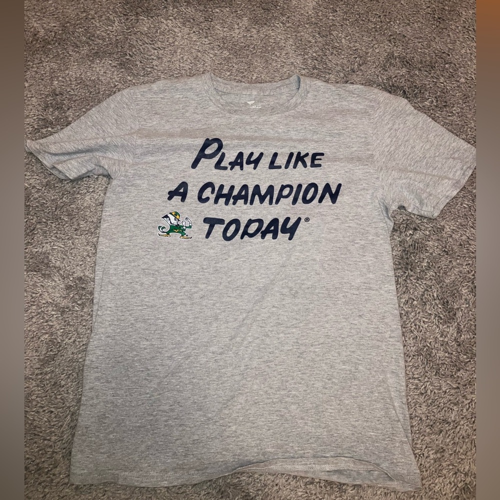 Notre Dame Fanatics Shirt (Medium)